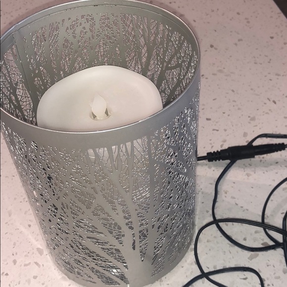 Enduring Decor Essential oil diffuser - Picture 2 of 2